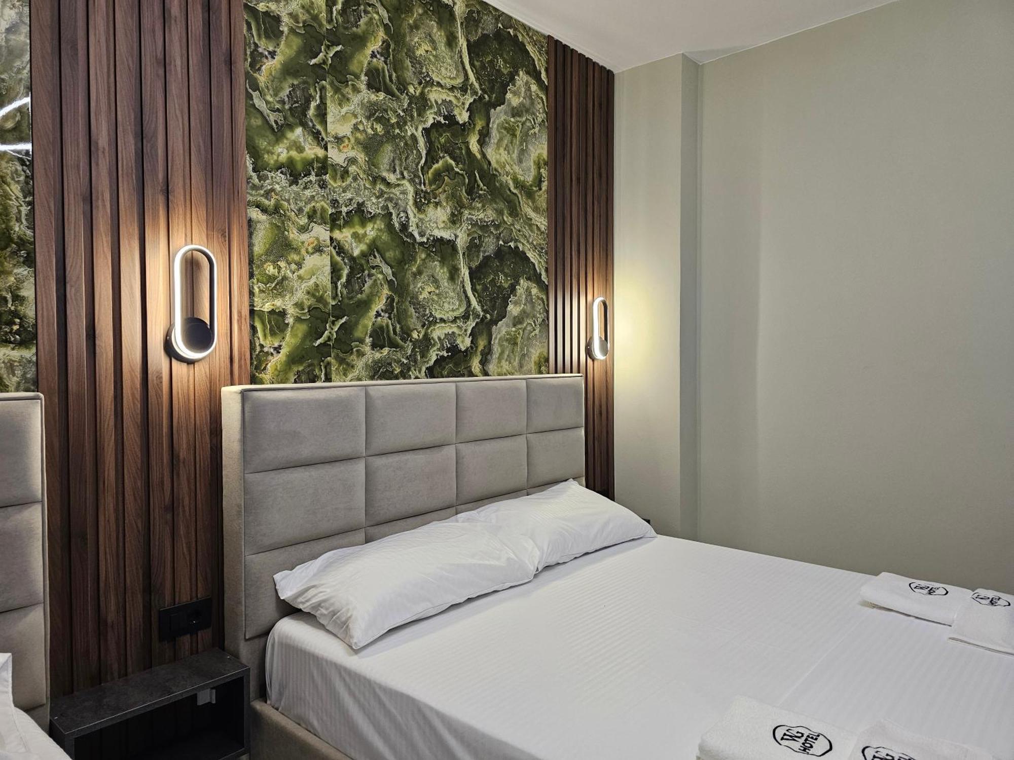 Wg Hotel Ksamil Bagian luar foto